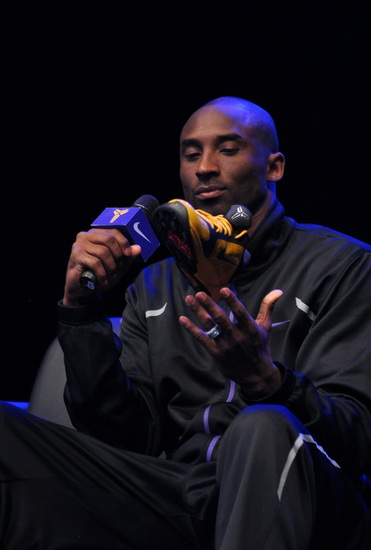 但更强调 但更强调