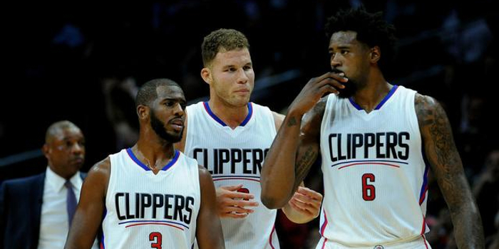 他用第二脚 他用第二脚