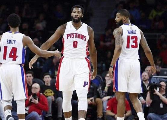 社交拍照更 社交拍照更